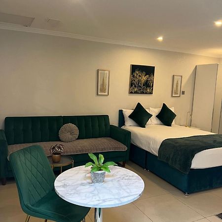 Luxury Studio Apartment Harrow on the Hill Exterior foto